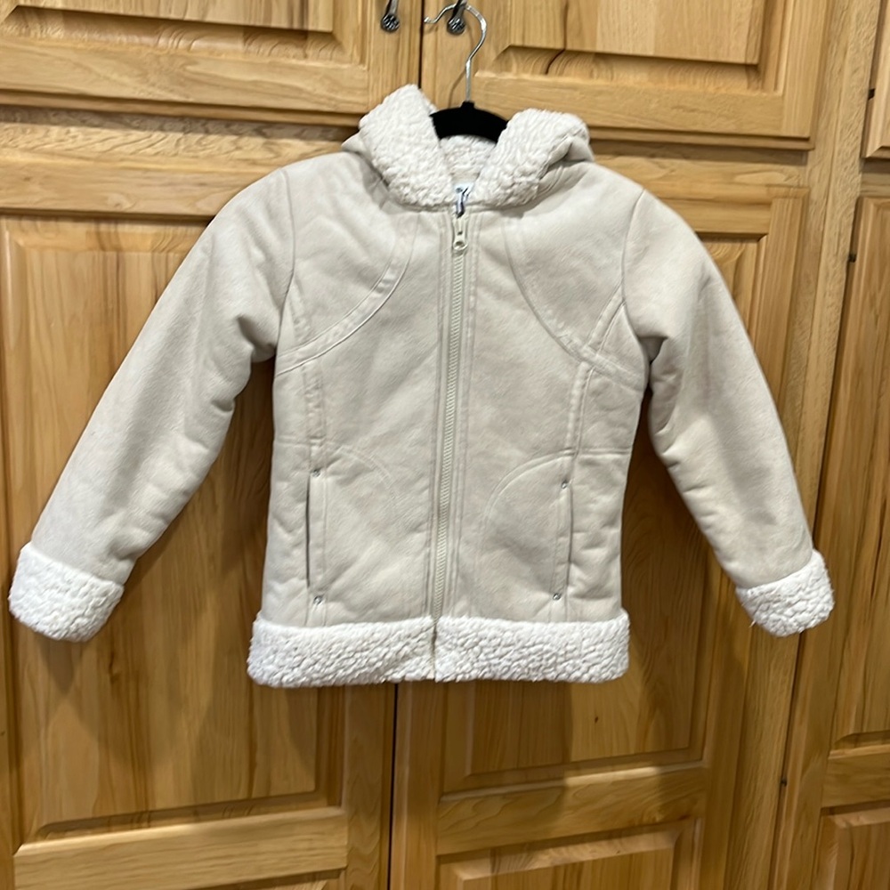 KC Collections suede-like jacket child’s 5/6